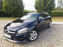 Azul Usado 2017 Mercedes A180 Style | € 26.750