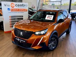 Branco Usado 2022 Peugeot 2008 Style SUV | € 17.750 (Bom preço)
