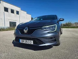 Cinzento Usado 2022 Renault Mégane IV | € 16.490 (Preço justo)