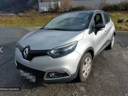 Prateado Usado 2015 Renault Captur SUV | € 13.150 (Preço justo)