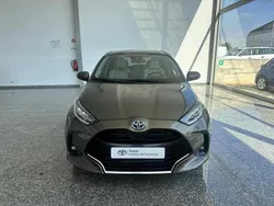 Verde Usado 2024 Toyota Yaris Hybrid | € 28.150 (Caro)