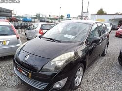 Preto Usado 2009 Renault Grand Scénic III Monovolume | € 6.899 (Preço justo)