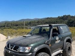 Verde Usado 2001 Nissan Patrol SUV | € 9.000