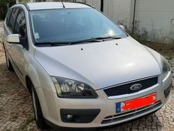 Usado 2006 Ford Focus Sedan | € 2.400 (Super Preço)