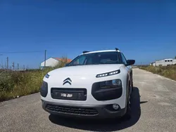 Branco Usado 2016 Citroën C4 Cactus Citadino | € 12.990 (Preço justo)