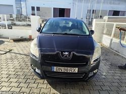 Preto Usado 2010 Peugeot 5008 Monovolume | € 4.100 (Super Preço)