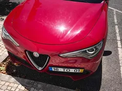 Vermelho Usado 2017 Alfa Romeo Stelvio SUV | € 25.500 (Bom preço)