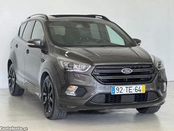 Cinza Usado 2017 Ford Kuga ST-Line SUV | € 16.450
