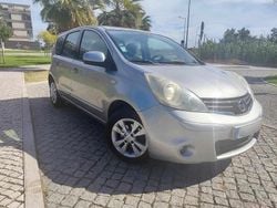 Cinzento Usado 2010 Nissan Note Monovolume | € 2.450