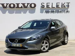 714 cinzento ósmio Usado 2018 Volvo V40 Kinetic Carrinha | € 15.700 (Preço justo)