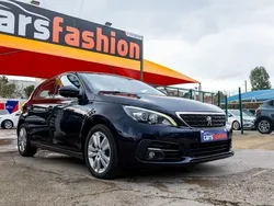 Azul Usado 2018 Peugeot 308 Active | € 13.950 (Preço elevado)