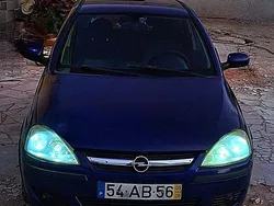 Usado 2005 Opel Corsa Sedan | € 1.950 (Bom preço)