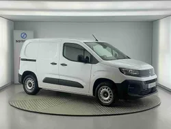 Branco Usado 2024 Opel Combo Monovolume | € 18.990 (Preço justo)