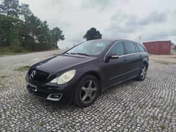 Preto Usado 2006 Mercedes R320 Monovolume | € 10.500