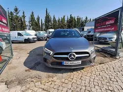 Cinzento Usado 2020 Mercedes A180 Progressive Citadino | € 22.900 (Bom preço)