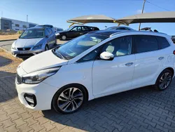 Branco Usado 2017 Kia Carens Monovolume | € 16.990 (Preço justo)