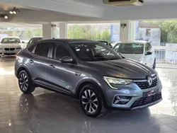Cinzento Usado 2022 Renault Arkana SUV | € 23.950 (Bom preço)