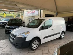 Branco Usado 2018 Peugeot Partner Monovolume | € 12.950 (Preço justo)