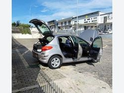 Usado 2000 Peugeot 106 Citadino | € 2.100