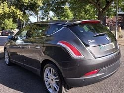 Usado 2008 Lancia Delta Sedan | € 5.250 (Bom preço)