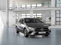 Cinzento Novo 2025 Mercedes A250 Citadino | € 48.219 (Preço justo)