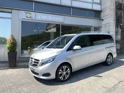 Cinzento preto Usado 2015 Mercedes V250 Monovolume | € 36.900