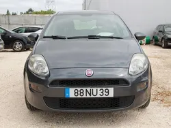 Cinza Usado 2013 Fiat Punto Easy Citadino | € 7.500 (Preço justo)