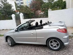 Usado 2004 Peugeot 206 CC Cabrios | € 4.200