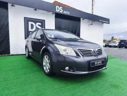 Cinzento Usado 2011 Toyota Avensis Carrinha | € 8.490 (Preço justo)