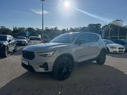 Cinzento Novo 2025 Volvo XC40 SUV | € 43.900 (Preço justo)