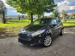 Preto Usado 2016 Ford Fiesta Titanium Citadino | € 10.250 (Preço justo)