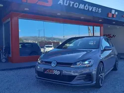 Cinzento Usado 2018 VW Golf VII GTI Citadino | € 26.250 (Preço justo)