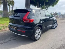 Preto Usado 2019 Volvo XC40 Momentum SUV | € 36.500