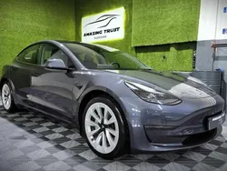 Cinza Usado 2021 Tesla Model 3 Long Range Sedan | € 31.950 (Preço justo)