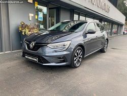Branco Usado 2022 Renault Mégane IV LIMITED Sedan | € 14.900 (Bom preço)