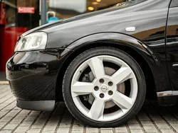 Preto Usado 2001 Opel Astra OPC Coupé | € 7.500