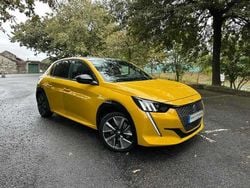 Outra Usado 2021 Peugeot e-208 GT Citadino | € 17.990 (Preço justo)