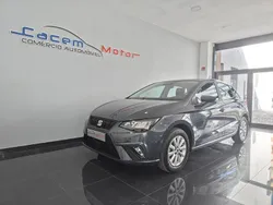 Cinza Usado 2024 Seat Ibiza Style | € 19.490 (Preço justo)