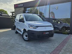 Branco Usado 2024 Fiat Doblò Monovolume | € 23.900 (Caro)