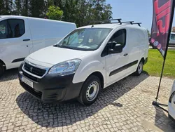 Branco Usado 2018 Peugeot Partner Premium Monovolume | € 11.890 (Preço elevado)
