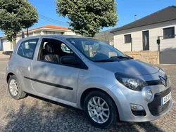 Cinzento Usado 2010 Renault Clio II | € 5.500 (Preço justo)