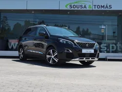 Preto Usado 2019 Peugeot 5008 Monovolume | € 18.900 (Preço justo)