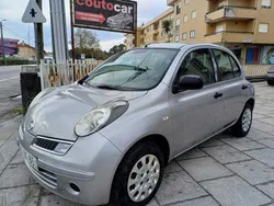 Cinzento Usado 2010 Nissan Micra Tekna Citadino | € 3.699 (Preço justo)