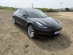 Usado 2019 Tesla Model 3 Sedan | € 23.500 (Preço justo)