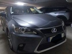 Usado 2014 Lexus CT200h Sedan | € 16.000