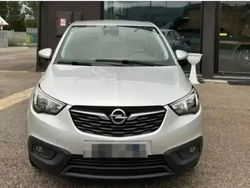 Cinzento Usado 2019 Opel Crossland Design & Tech SUV | € 14.900