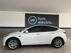 Branco Usado 2023 Tesla Model Y SUV | € 33.900 (Preço justo)