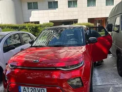 Vermelho Usado 2021 Kia Soul EV SUV | € 18.500 (Bom preço)