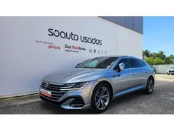 Cinzento claro metalizado Usado 2024 VW Arteon R-line | € 43.990 (Preço justo)