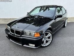 Preto Usado 1995 BMW 318 | € 8.400